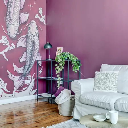 Cozy Bright Space In The Heart Of Women's Market Apartment Sofia